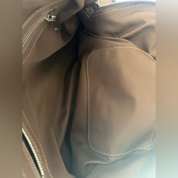 Marc Jacobs Tan Leather Shoulder Bag - Picture 2 of 8